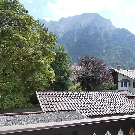 Apartment Haus Spornitz Mittenwald